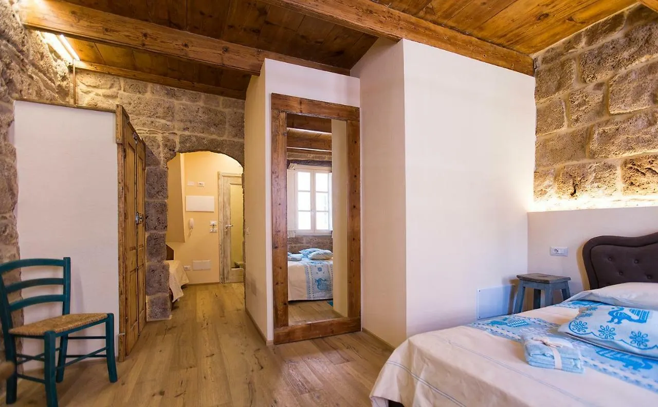 Grand Suite Gioberti Elegante Nel Cuore Di Alghero Appartamento